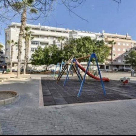 Apartamento Lola Torrevieja Luaran gambar
